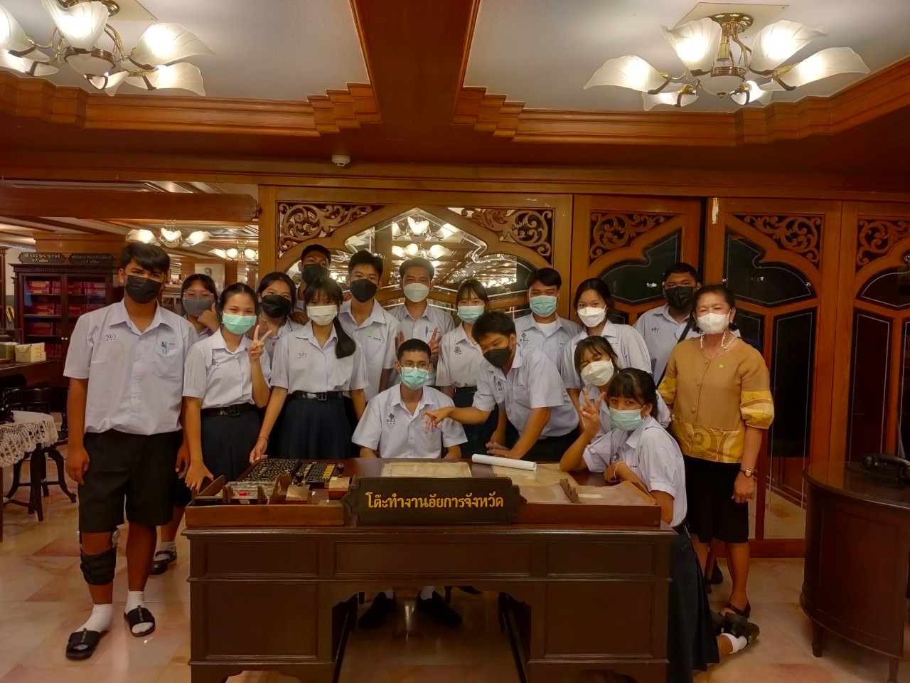 นักเรียนพร้อมคณะครูจากโรงเรียนจันทร์ประดิษฐารามวิทยาคมเข้าเยี่ยมชมพิพิธภัณฑ์และจดหมายเหตุอัยการไทย