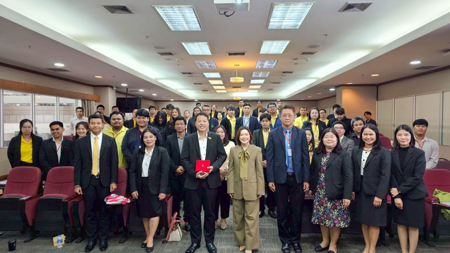 การบรรยายการเพิ่มประสิทธิภาพการทำงานองค์กรด้วย Generative AI